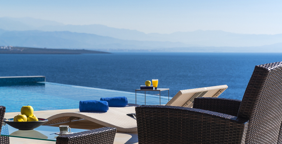 Show luxury villa crete pool detail1