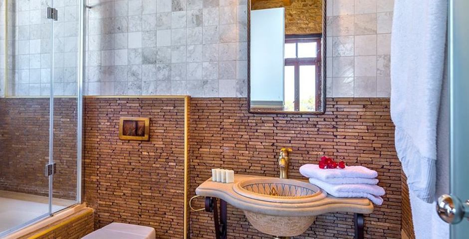 Show luxury traditional villa old mill mouranas crete greece bathroom