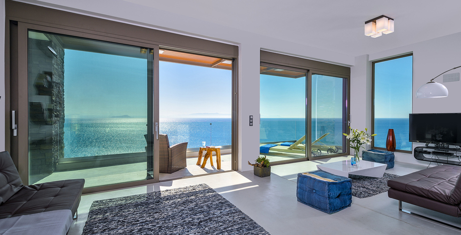 Show luxury villa crete seafront livingroom 26